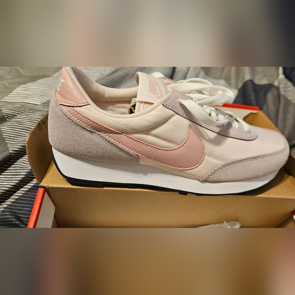 Nike Women's Pink and Cream Sneakers